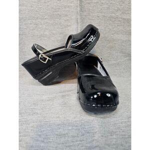 BJORK MARCELLA Mary Jane Black Patent Leather Clogs US 7 EU 38 Y2K